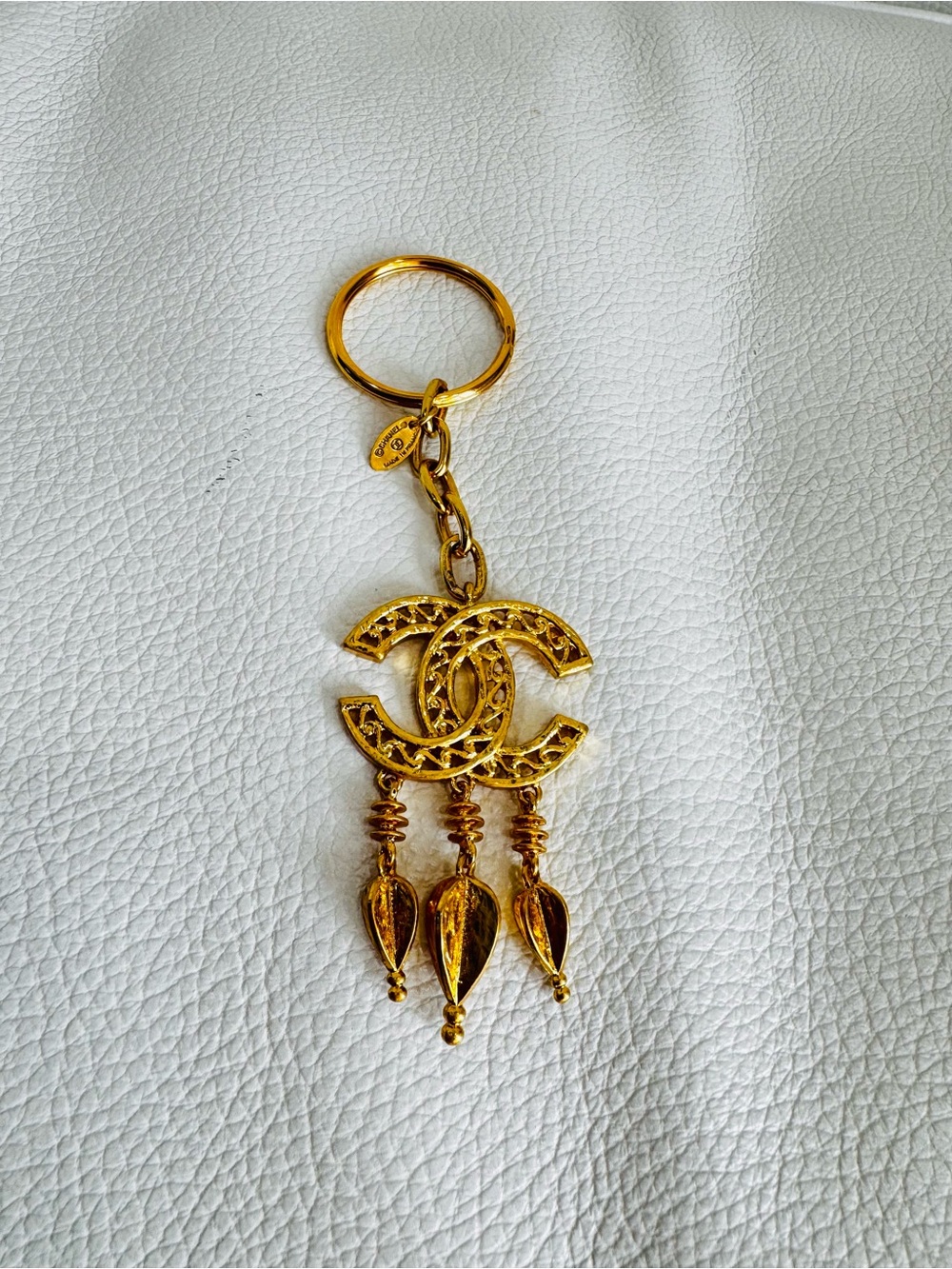 Chanel Vintage 24k Gold plated Double CC Logo filigree Keychain with COA